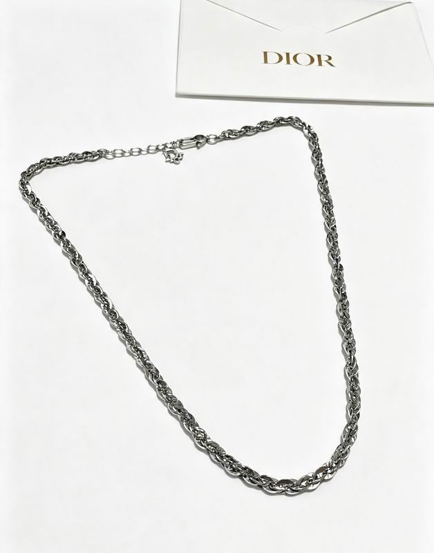 Dior Necklace 08yxs25